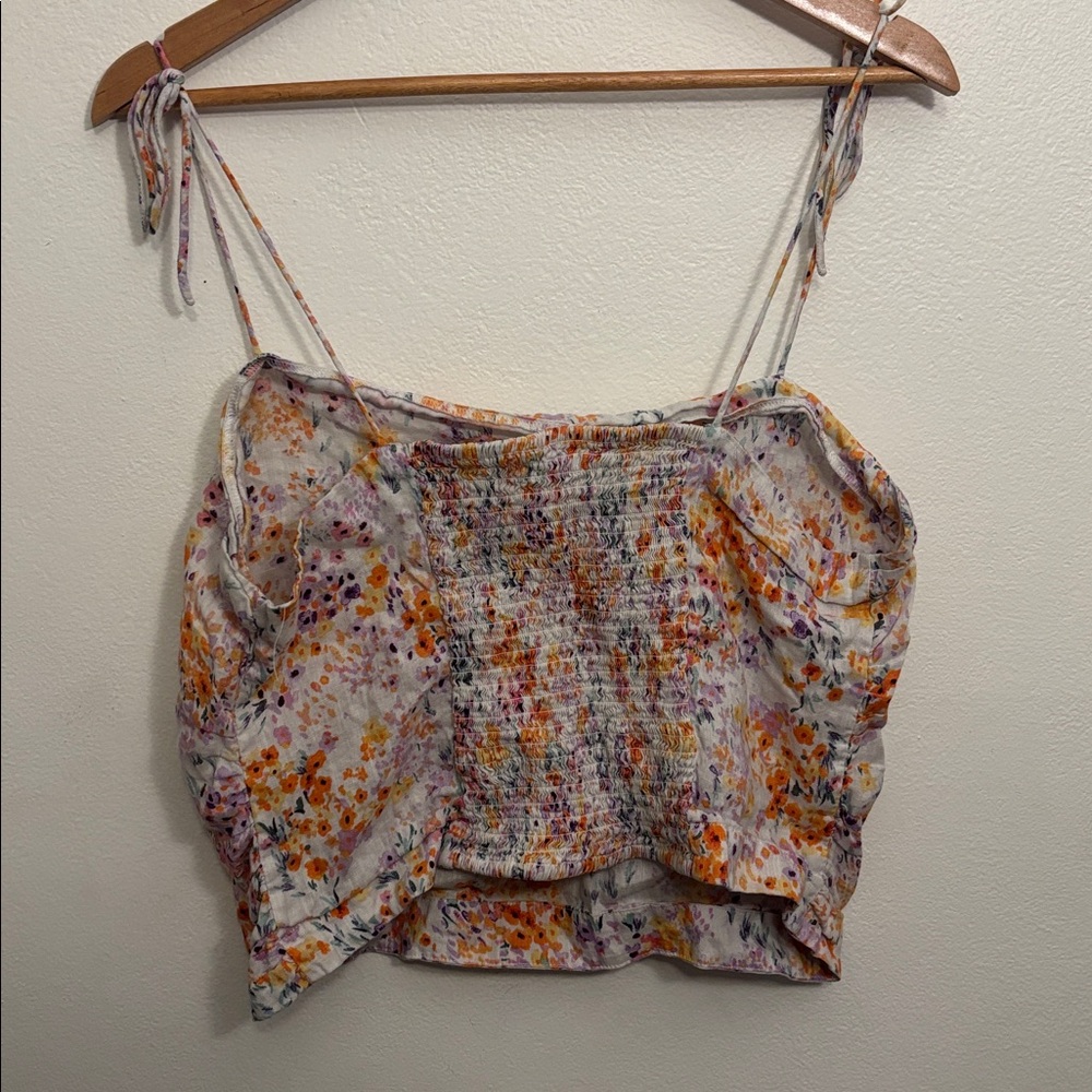 H&M Linen Top - Picture 2 of 3